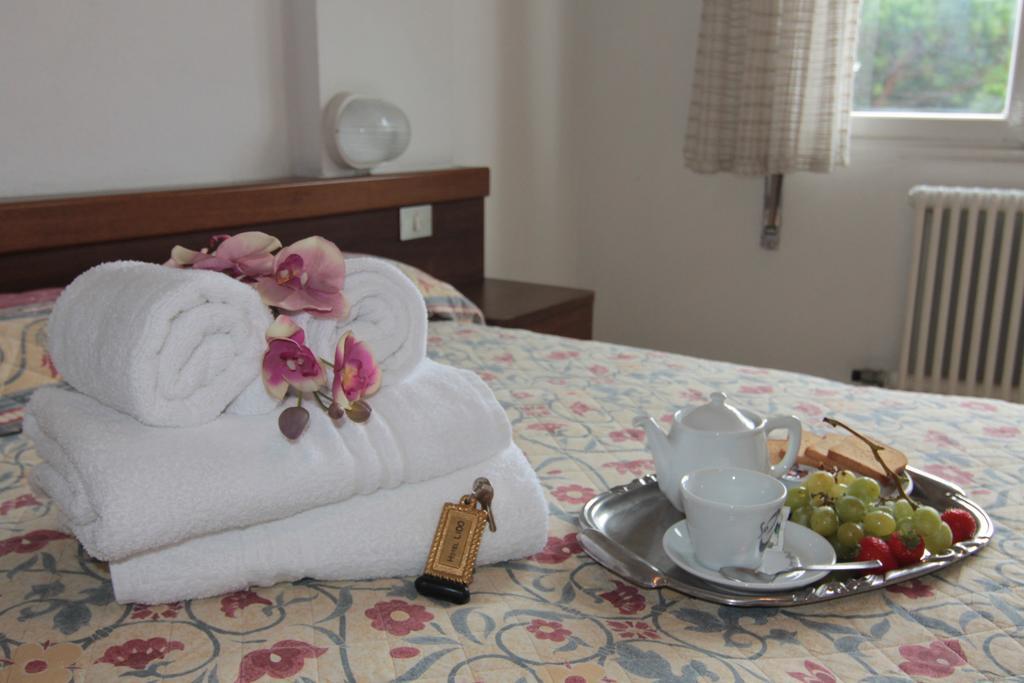Hotel Lido Пьетра-Лигуре Номер фото